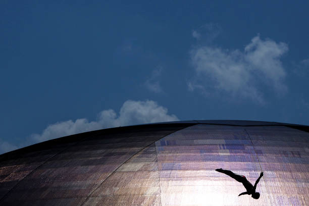 跳高行動(dòng)：揭秘南極科考背后的驚險(xiǎn)歷程