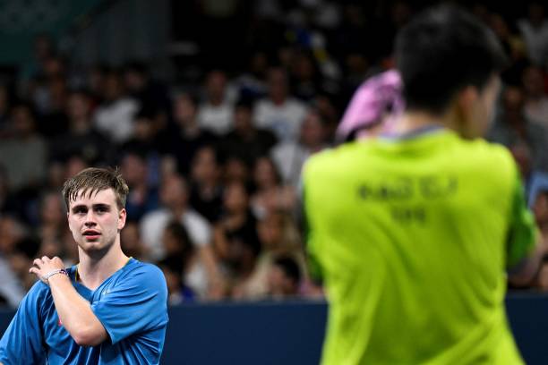 雙打賽場風云突變！多哈站跨國組合爆冷擊敗世乒賽冠軍