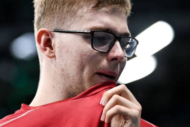 從默默無(wú)聞到世界第一！男子乒乓球新科冠軍的逆襲之路