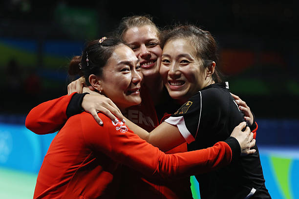 中國(guó)乒乓女隊(duì)再奪金牌！盤(pán)點(diǎn)歷屆奧運(yùn)會(huì)的巔峰時(shí)刻