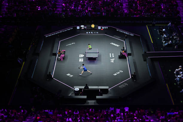 乒乓球超級聯(lián)賽半決賽戰(zhàn)況：XX隊驚險晉級決賽