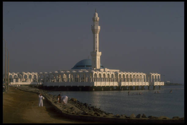 提升蛙泳水平：正確姿勢的訓(xùn)練方法與常見問題解答