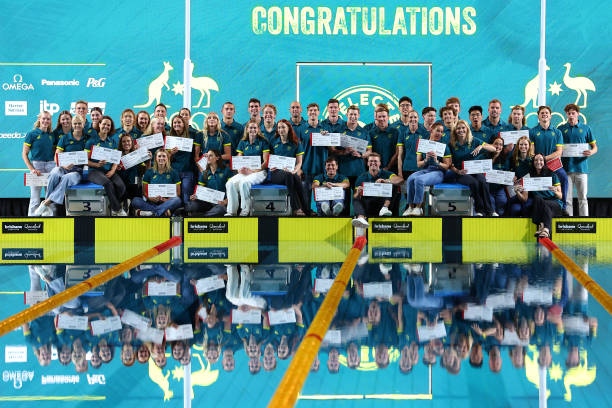 游泳池里的水會傳播艾滋病嗎？聽聽醫(yī)生怎么說