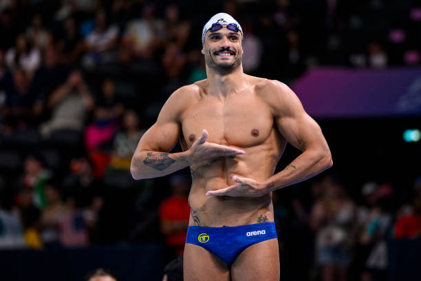 游泳池里會感染艾滋病嗎？專家為你解答