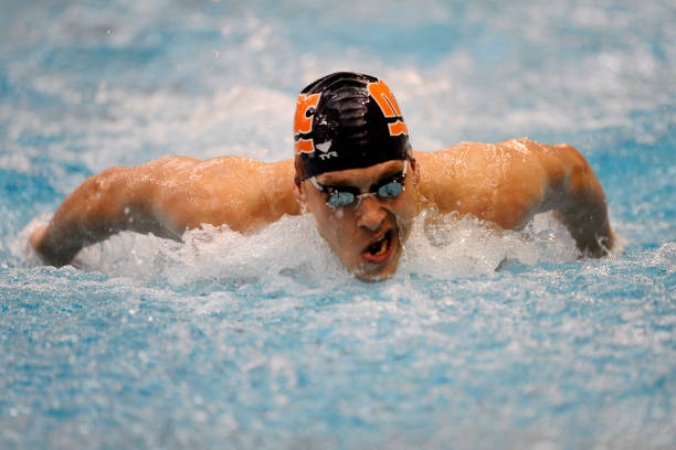 輕松上手：游泳池的簡(jiǎn)筆畫基礎(chǔ)教程