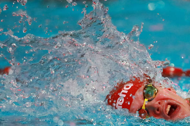 夏季游泳季:了解尖銳濕疣的傳播途徑與預(yù)防方法