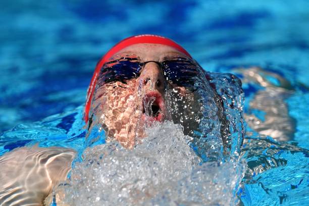 從初學(xué)者到職業(yè)選手：游泳運(yùn)動(dòng)員的進(jìn)階指南