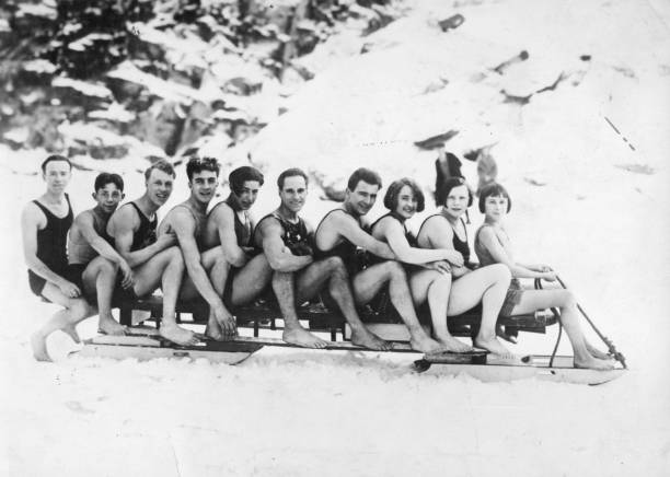 游泳初學(xué)者必看：泳池邊緣欄桿的專業(yè)叫法