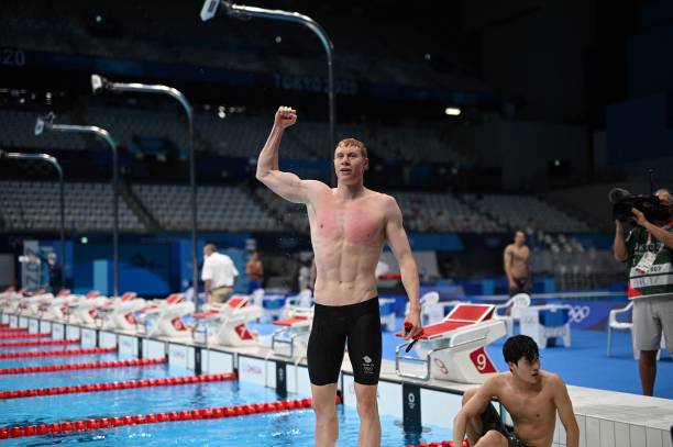 夏季學(xué)游泳的利與弊：為什么夏天不是唯一的選擇？