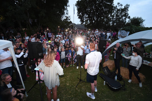 夏日游泳季：警惕游泳池真菌感染風(fēng)險(xiǎn)