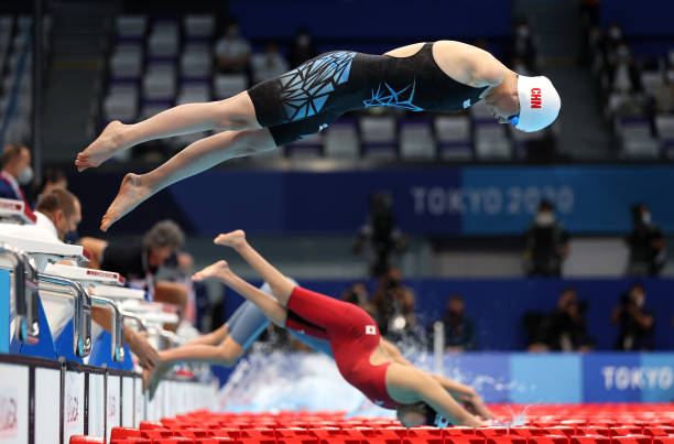 游泳館換水周期大揭秘：多久換一次水最合適？