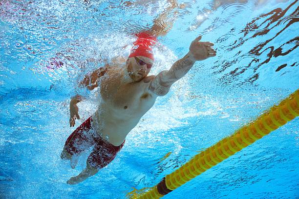 游泳比賽總結(jié)寫作指南：運動員視角的反思與成長