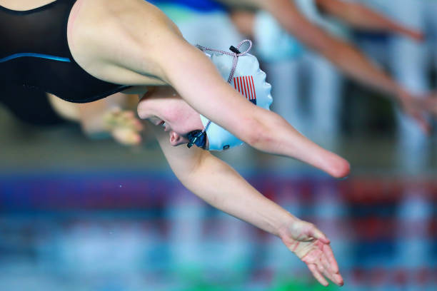 游泳時如何保護耳朵和眼睛