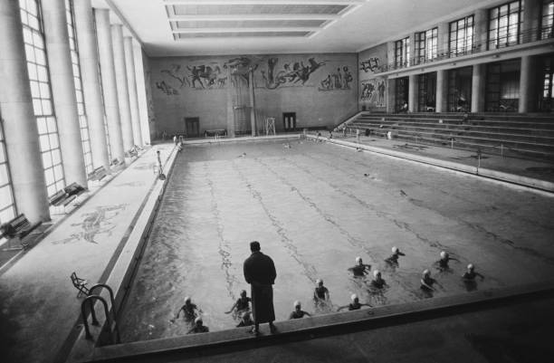 中老年人游泳：低沖擊高效益的理想運(yùn)動選擇