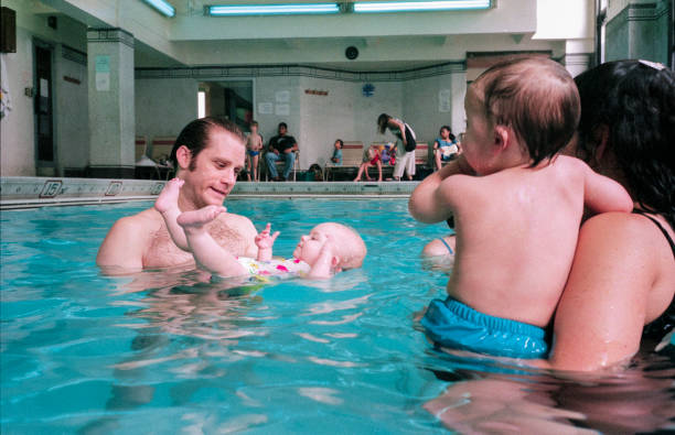 游泳教練薪資結(jié)構(gòu)表格：如何根據(jù)經(jīng)驗與資質(zhì)調(diào)整薪資