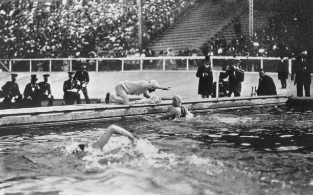 完整版蛙泳教學(xué)：慢動(dòng)作解析，快速提升游泳水平