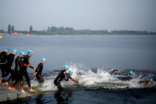 游泳轉(zhuǎn)身訓(xùn)練：提高速度與效率的實用方法