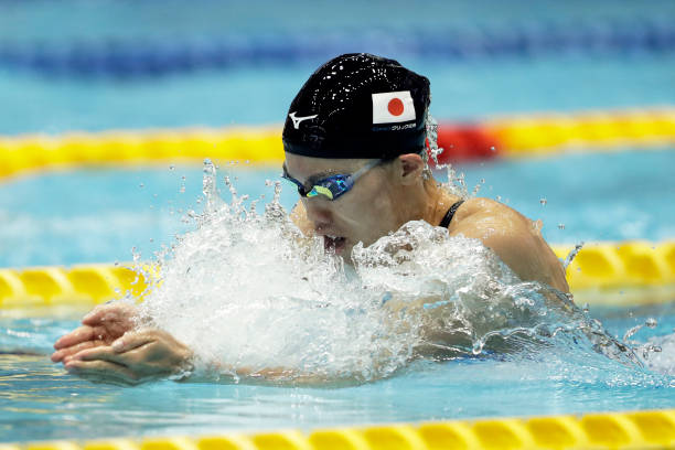 泳道上的拼搏：比賽經(jīng)驗(yàn)與個(gè)人成長(zhǎng)