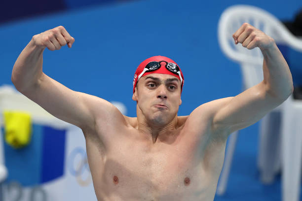 手把手教你游泳呼吸技巧：告別嗆水困擾