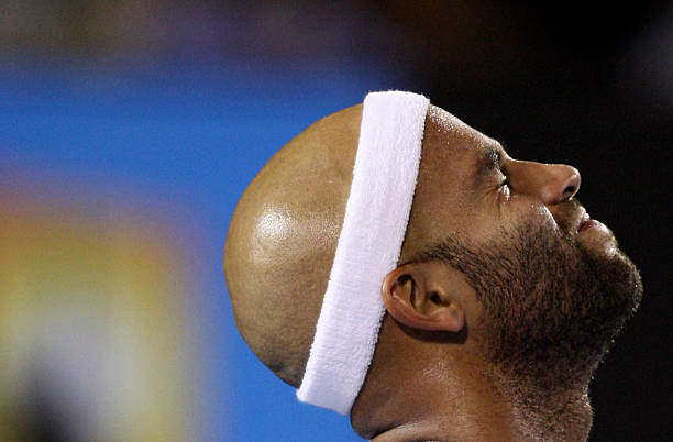 從尺寸角度評估網(wǎng)球場是否符合國際比賽標準