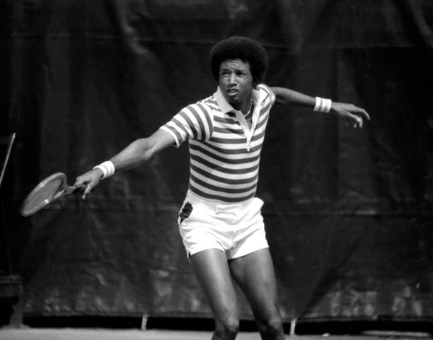 掌握網(wǎng)球上旋擊球技巧：提升你的擊球控制力