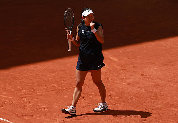 網(wǎng)球女雙明星組合強(qiáng)強(qiáng)對(duì)話(huà)，直播全程高清放送，精彩即刻開(kāi)始！