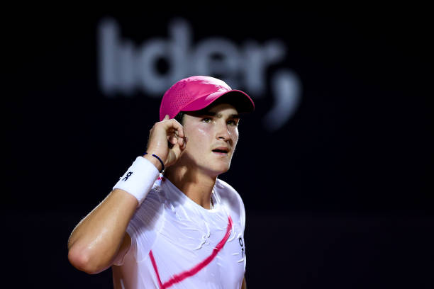 青少年網(wǎng)球訓(xùn)練中常見的錯(cuò)誤記分方式及其糾正