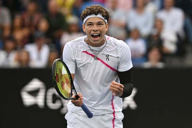 卡薩金娜的網(wǎng)球哲學(xué)：技術(shù)與心理的雙重挑戰(zhàn)