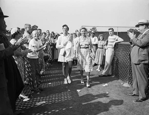 中國金花鄭欽文溫網(wǎng)表現(xiàn)搶眼，連克強(qiáng)敵