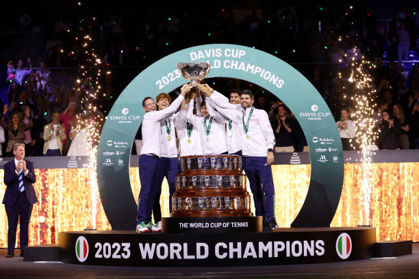 費(fèi)德勒表演賽直播：傳奇重返賽場(chǎng)特別報(bào)道