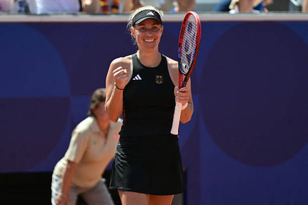 網(wǎng)球裁判如何執(zhí)行三級處罰制度