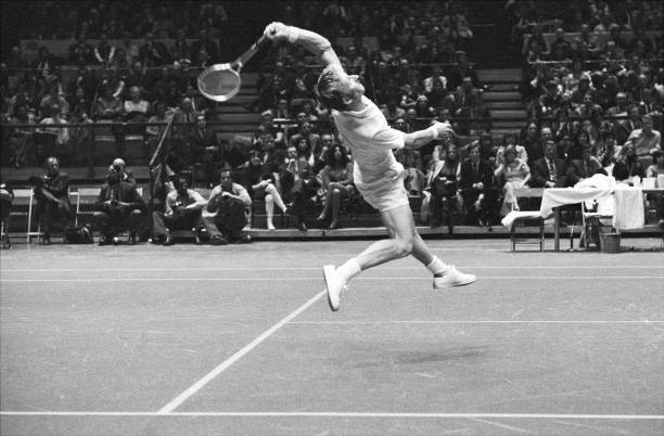 板式網(wǎng)球比賽中的違規(guī)行為與處罰規(guī)定