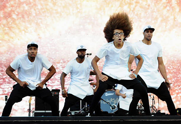 排球墊球技術(shù)詳解：如何掌握正確的擊球動(dòng)作