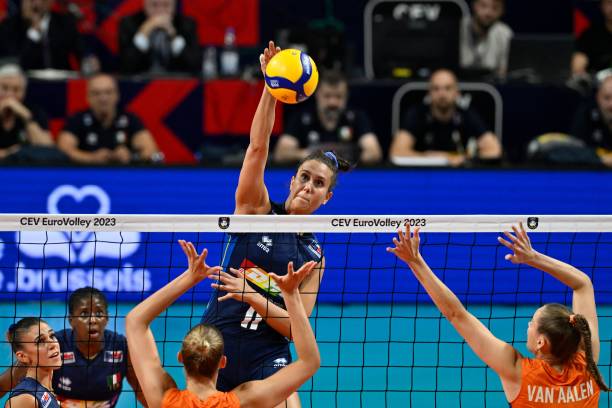 排球場地分區(qū)詳解：比賽區(qū)、自由區(qū)、無障礙區(qū)等