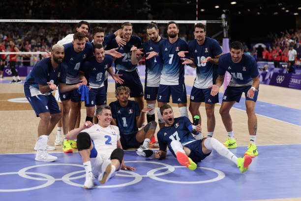 排球場地標(biāo)準(zhǔn)尺寸圖詳解：長寬與區(qū)域劃分