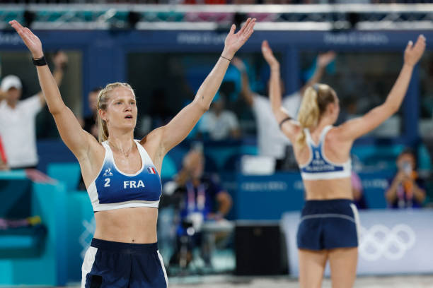 排球比賽每局可以要求幾次暫停？