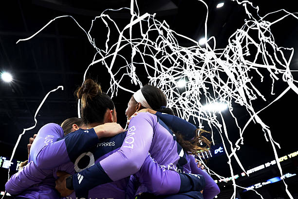 郎平姓氏讀音與方言差異的對比分析