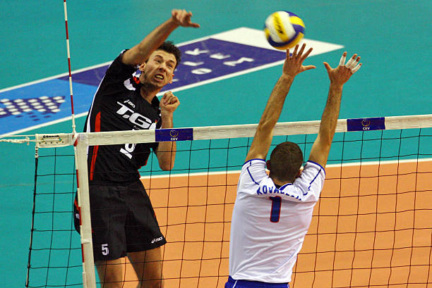 室內(nèi)排球場(chǎng)地平面布局與標(biāo)記說明