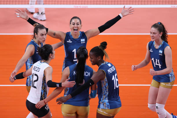 排球女將演員今昔對(duì)比：從球場(chǎng)少女到人生贏家