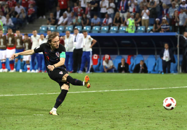 卡塔爾世界杯半決賽：法國2-0摩洛哥，衛(wèi)冕冠軍與阿根廷會師決賽