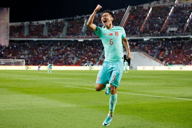 南美區(qū)預(yù)選賽爭議瞬間：裁判判罰、球迷沖突等事件回顧