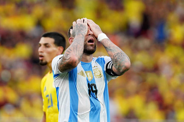 日本隊對陣阿曼：2022世界杯亞洲區(qū)預(yù)選賽焦點戰(zhàn)直播