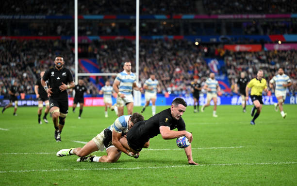 格子軍團(tuán)的神話：克羅地亞1998年世界杯征程解析